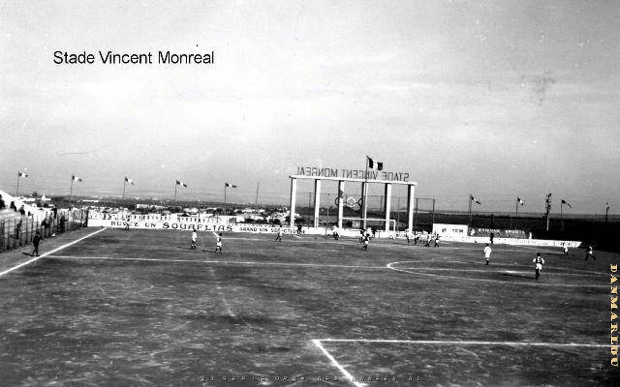 Oran - Stade Monreal.jpg